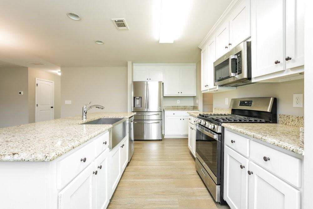 117 Heartland Cir - Photo 7 of 17