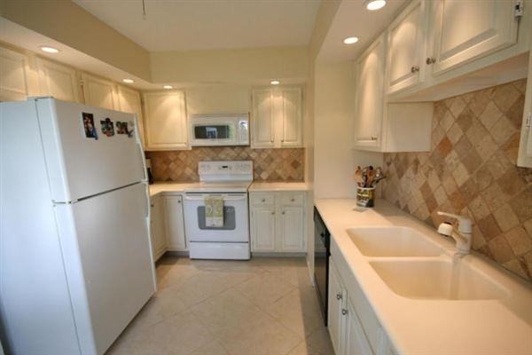 3748 Quail Ridge Dr N - Photo 2 of 5