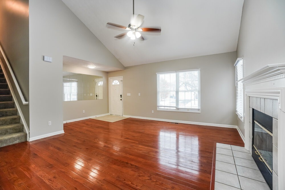 1329 Bluffton Ct - Photo 7 of 18