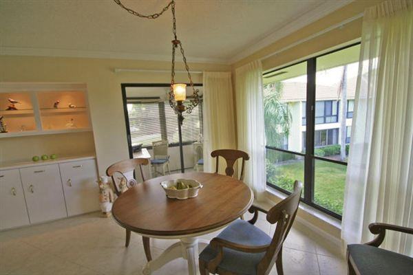 3748 Quail Ridge Dr N - Photo 3 of 5