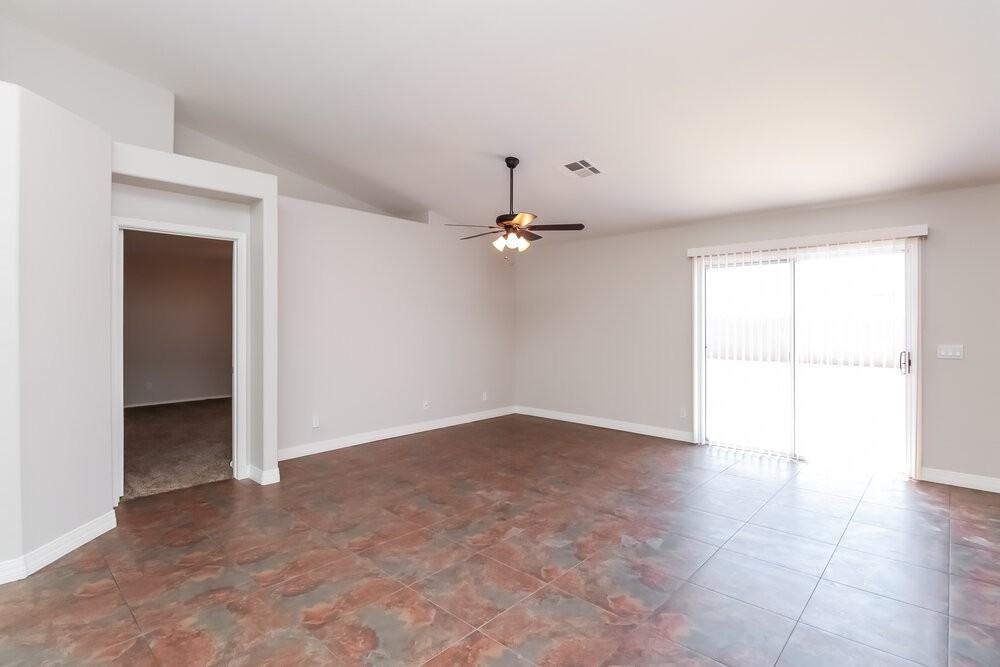 4873 E Whitehall Dr - Photo 4 of 16