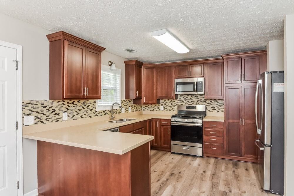 532 Shoal Cir - Photo 7 of 17