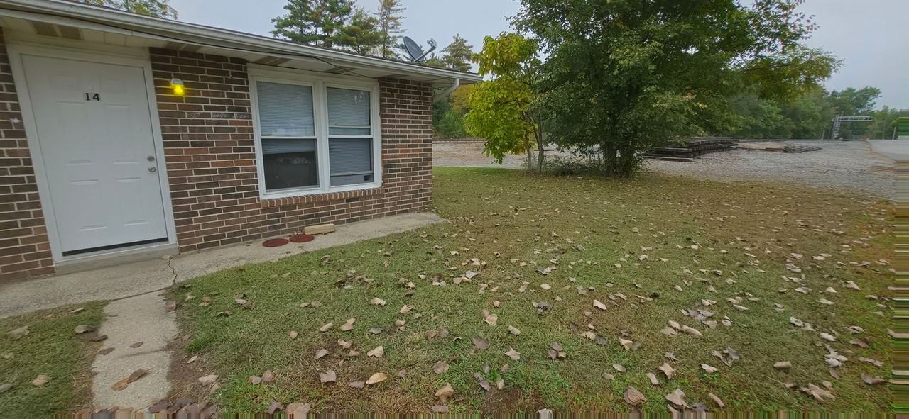 307 E John St #14 - Photo 2 of 12