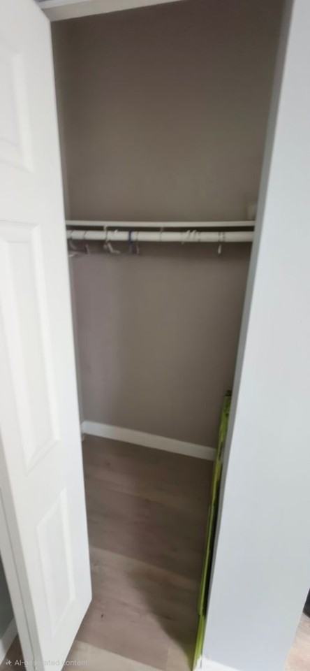 307 E John St #14 - Photo 7 of 12