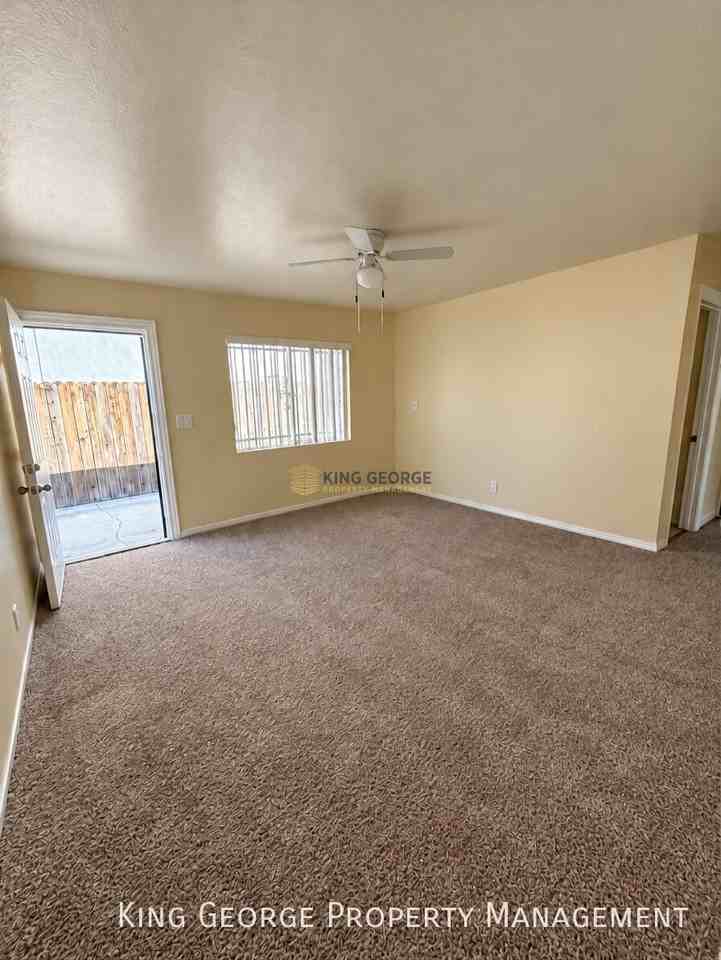 355 E Gage Ave - Photo 4 of 23