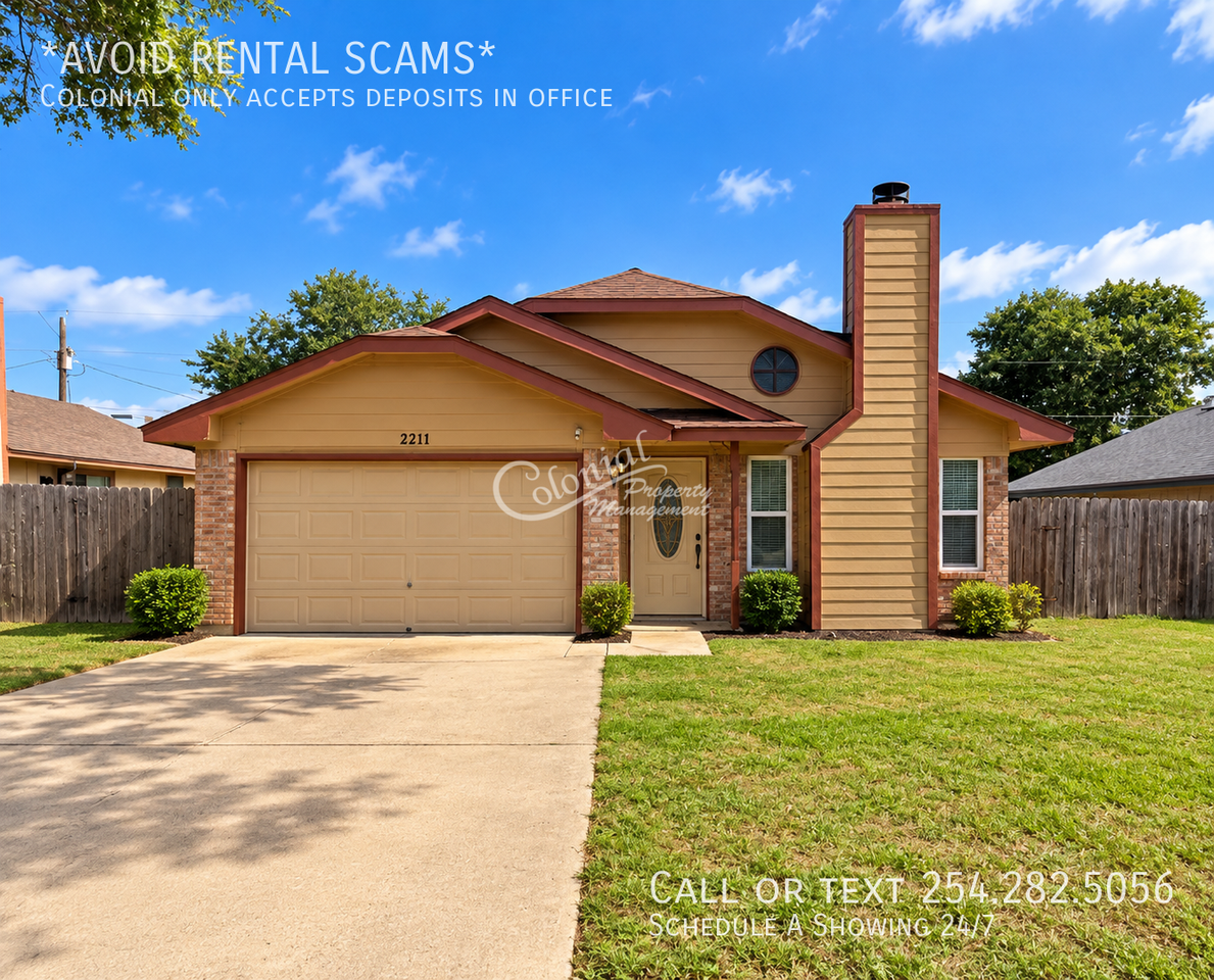 2211 Cimmaron Dr