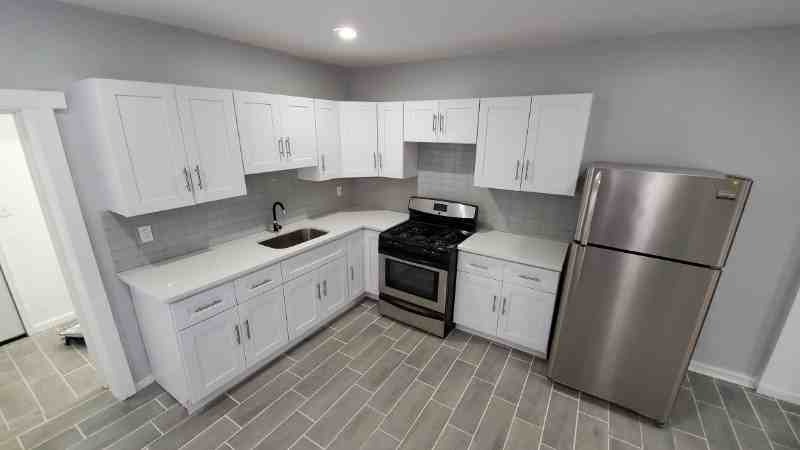 1918 E Lippincott St - Photo 5 of 20
