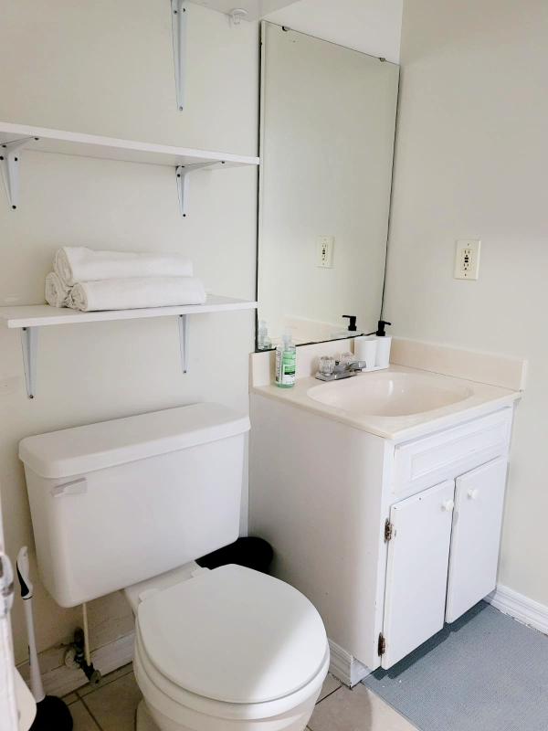 108 Shore Dr - Photo 3 of 25