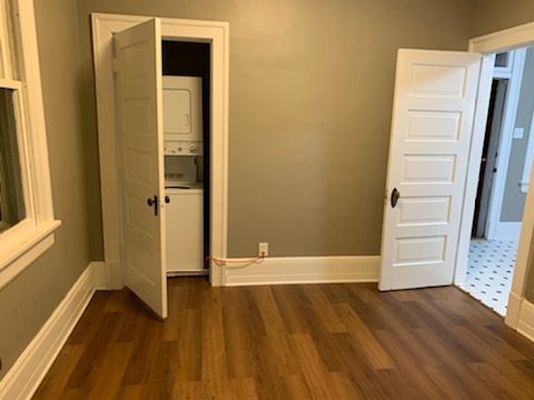 283 Park Ave W #5 - Photo 6 of 8