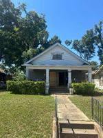 featured image of 231 Egan St