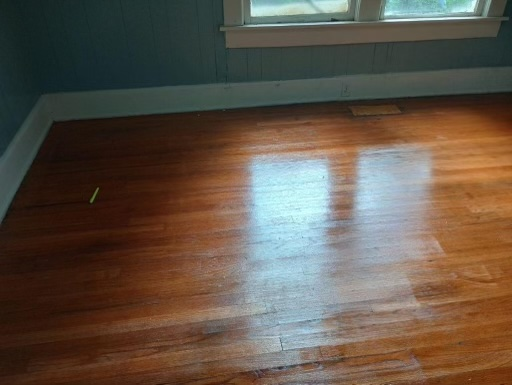 231 Egan St - Photo 4 of 7