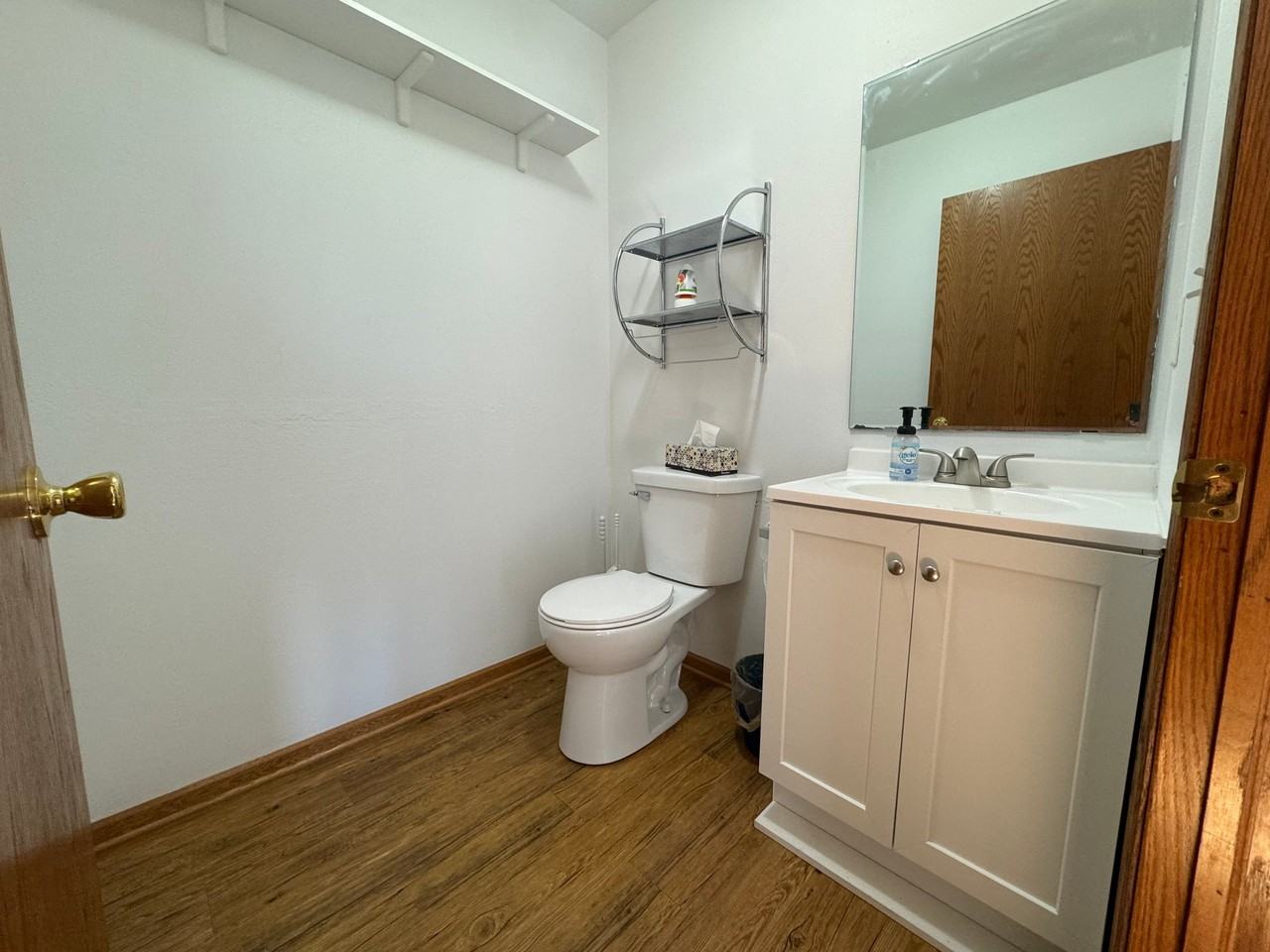 1942 Camden Ln - Photo 6 of 10