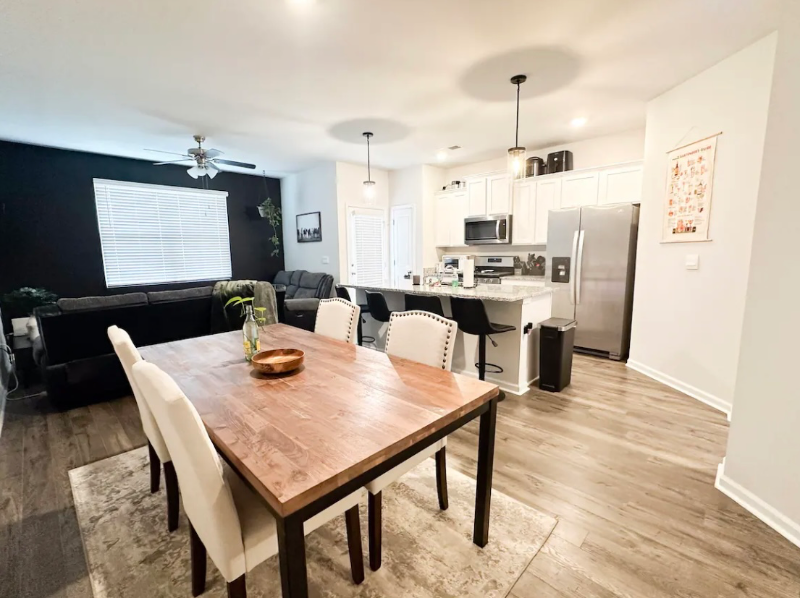 338 Bisham Ct - Photo 4 of 13