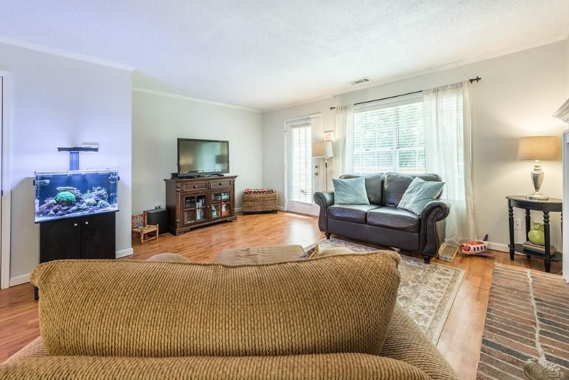 5036 Laurel Bridge Dr Se - Photo 2 of 20