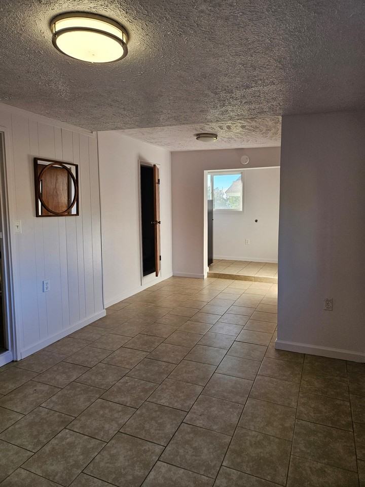 148 Elilani St - Photo 3 of 17