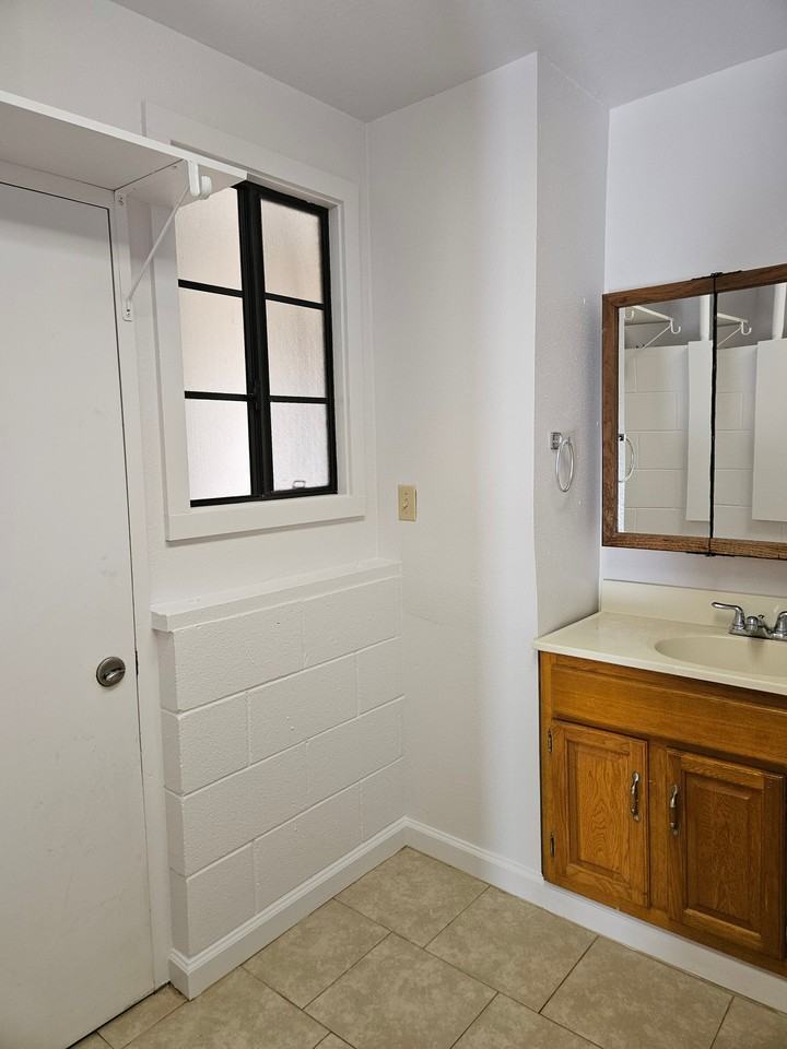148 Elilani St - Photo 6 of 17