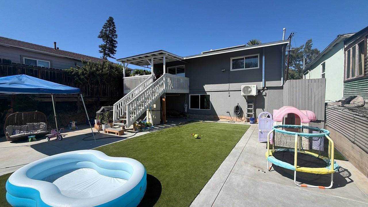 4019 Poppy Pl - Photo 3 of 7