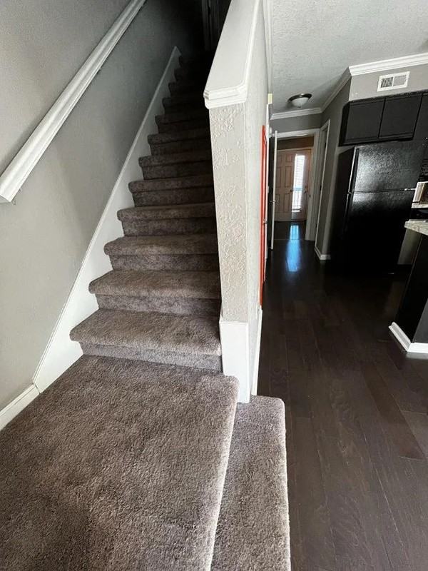 2845 Jersey Ave - Photo 4 of 16