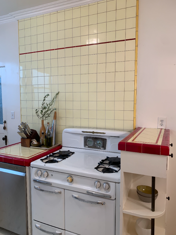 520 N Rossmore Ave #102 - Photo 7 of 19