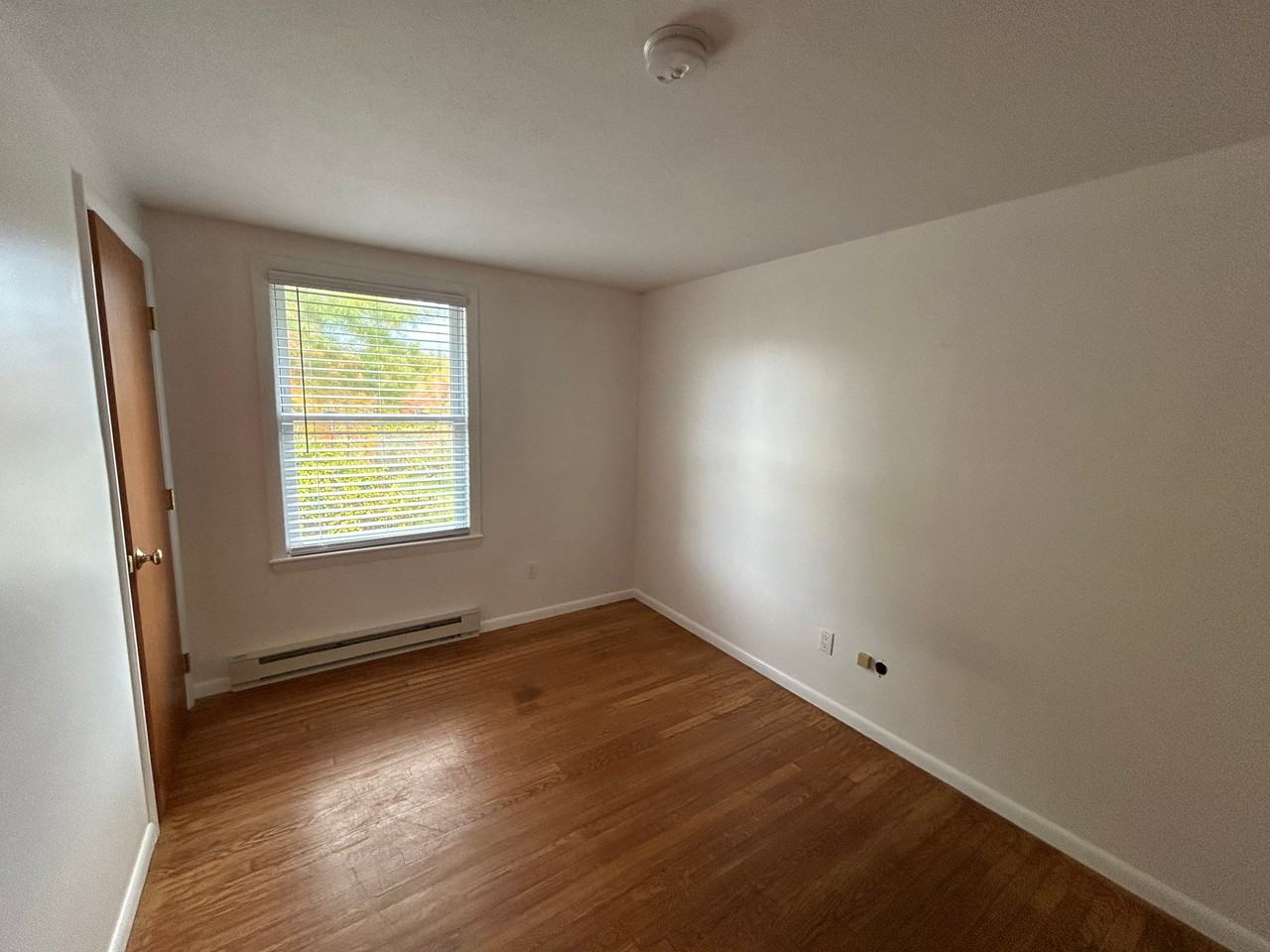 510 S Main St #8 - Photo 5 of 6