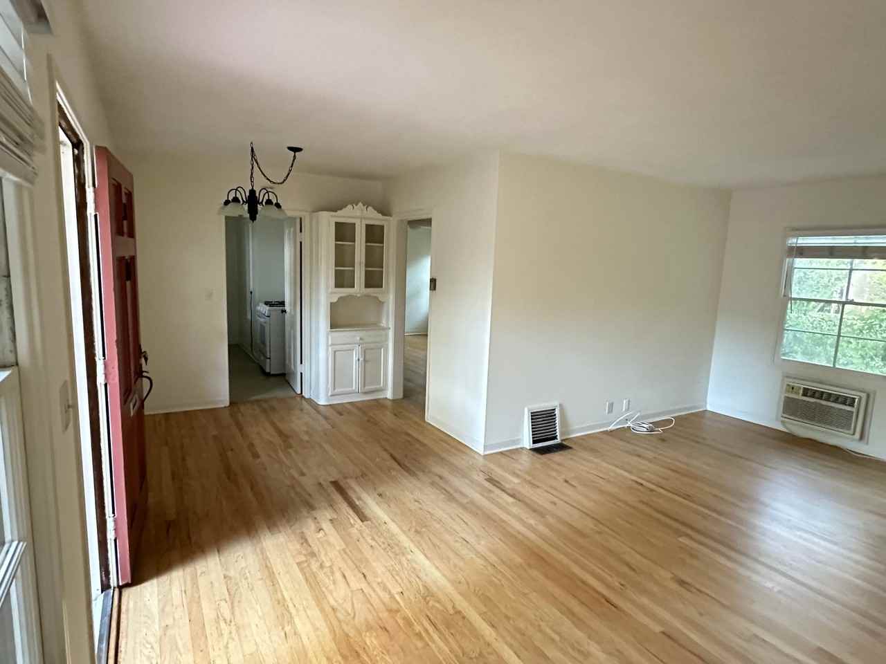 1616 Fair Oaks Ave #3 - Photo 4 of 13