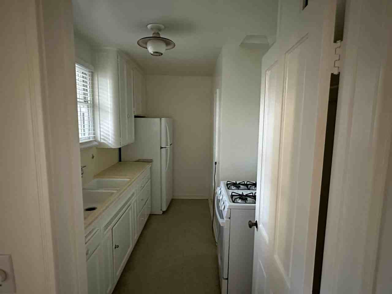 1616 Fair Oaks Ave #3 - Photo 6 of 13