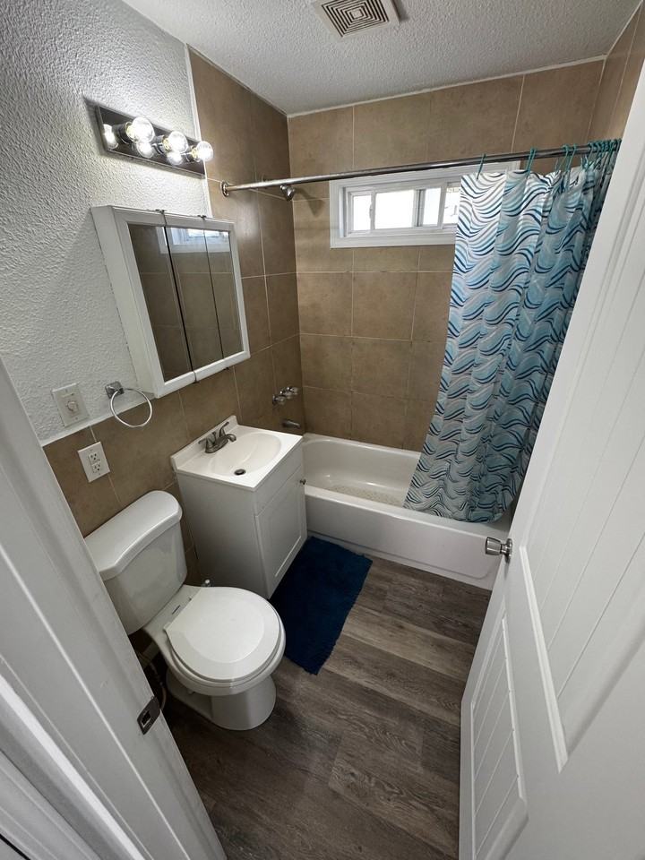 122 N National Ave - Photo 4 of 9