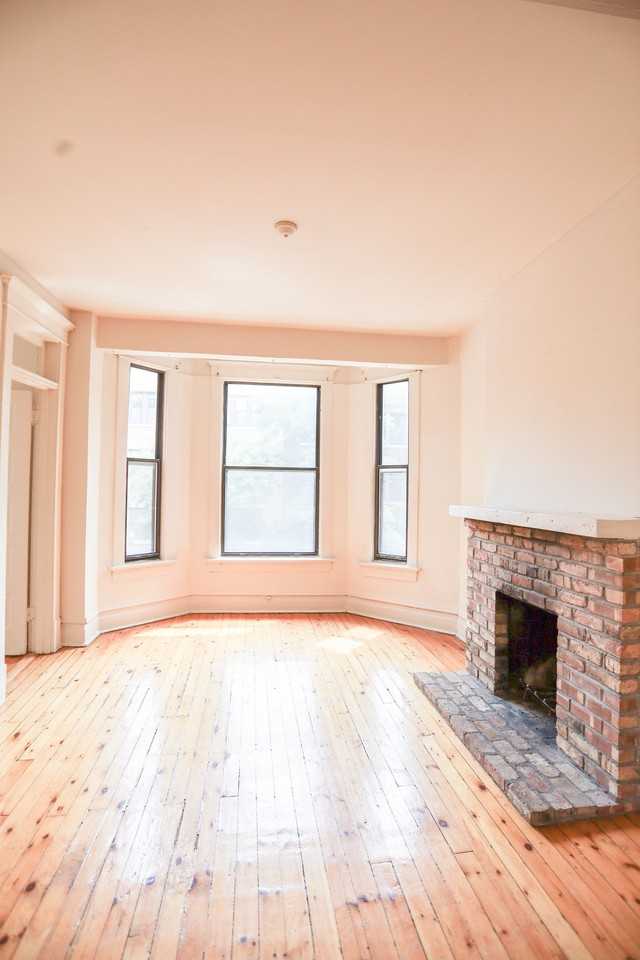 840 W Cornelia Ave #1 - Photo 2 of 13