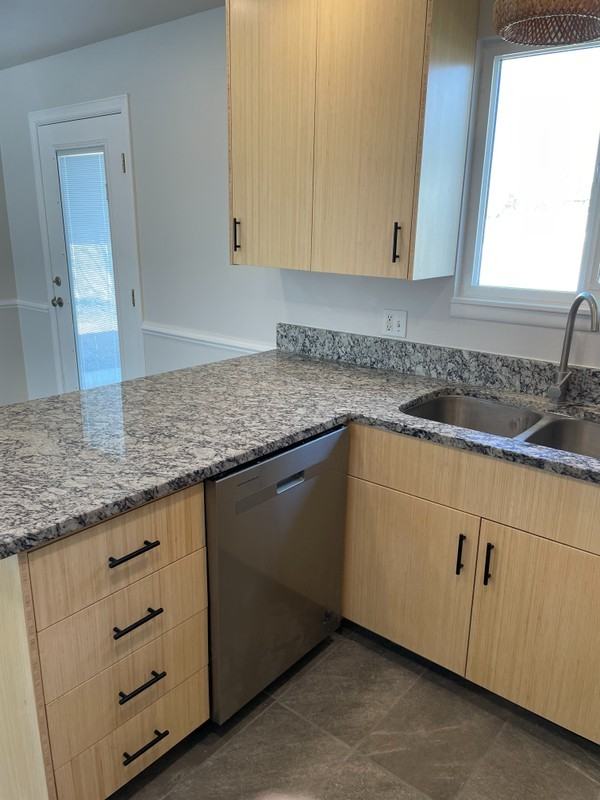 961 E North Fork Cir - Photo 3 of 16