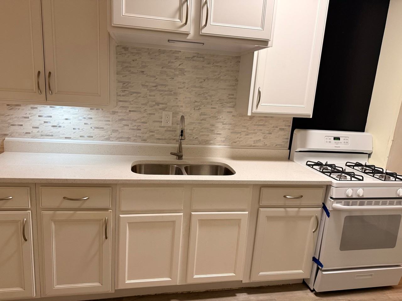 2966 N Lawndale Ave #A - Photo 5 of 7