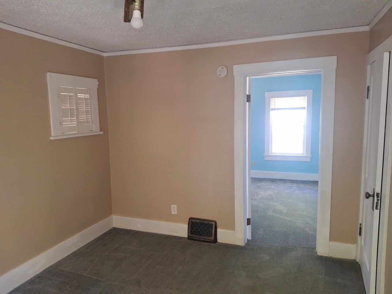 7325 W 26th Ave - Photo 5 of 10