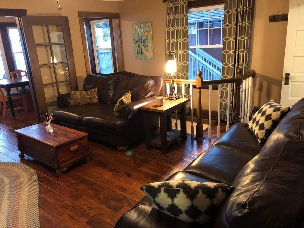 5134 Tuxedo Blvd - Photo 3 of 12