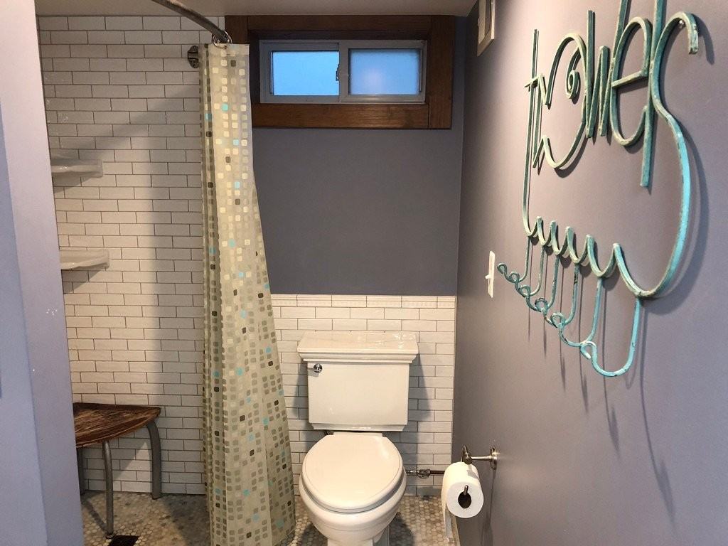 5134 Tuxedo Blvd - Photo 5 of 12