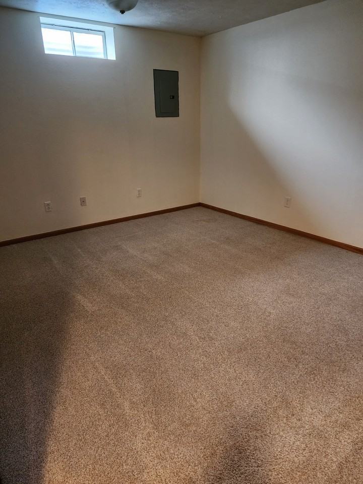 5315 S 188th St - Photo 3 of 14