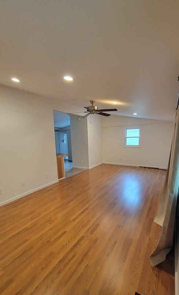 1006 S Pleasantview Dr - Photo 2 of 13