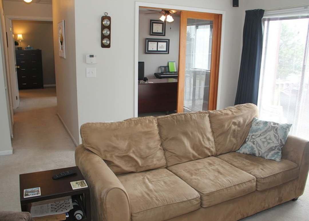 965 Manchester Cir - Photo 4 of 7
