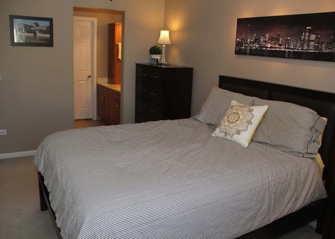 965 Manchester Cir - Photo 6 of 7