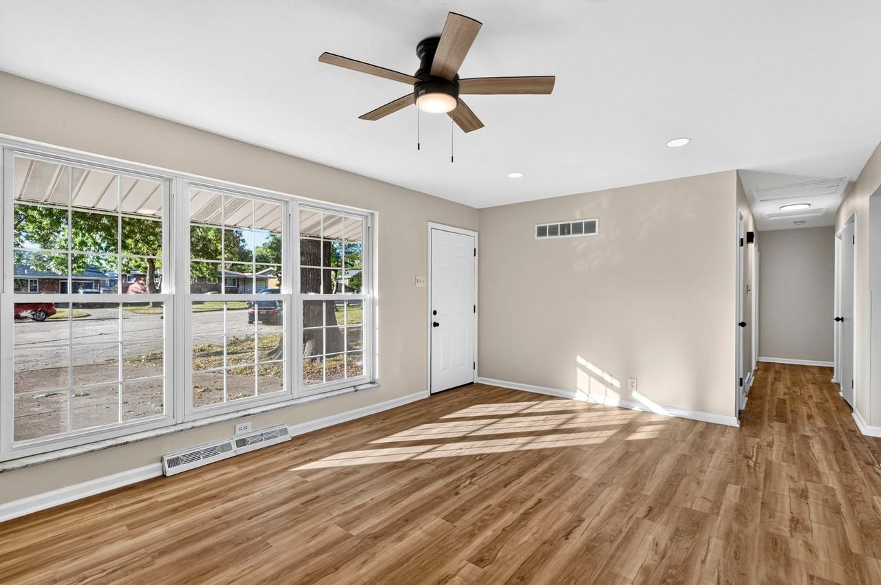 2624 Terri Lee Ct - Photo 3 of 19