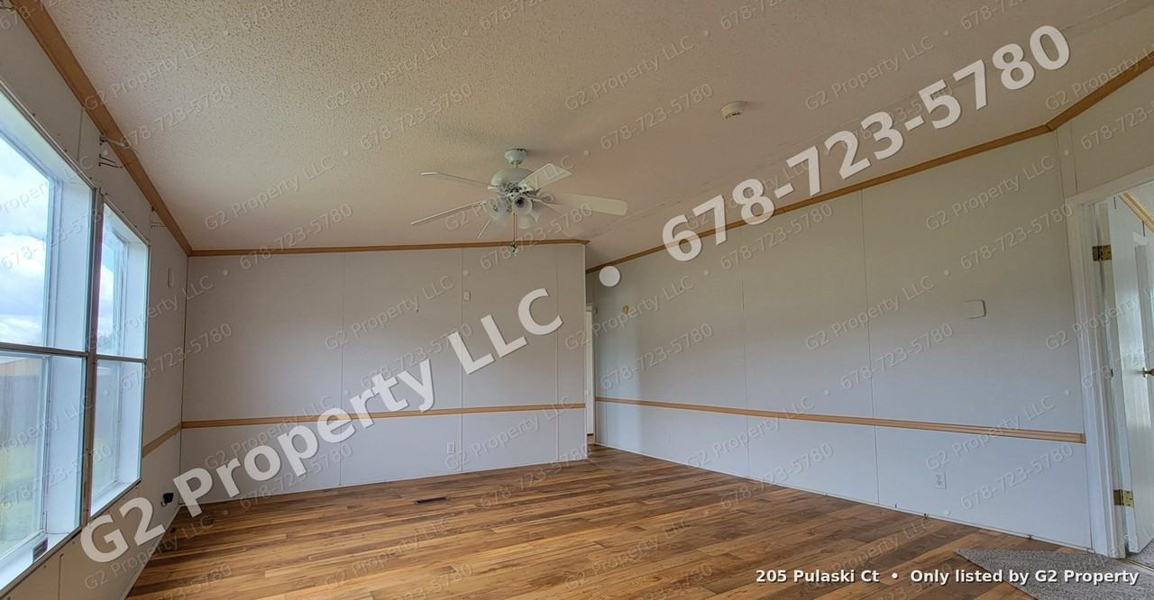205 Pulaski Ct #1 - Photo 4 of 19