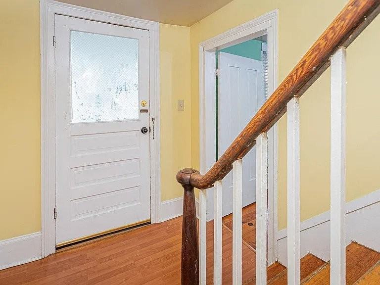 393 W Water St - Photo 3 of 17