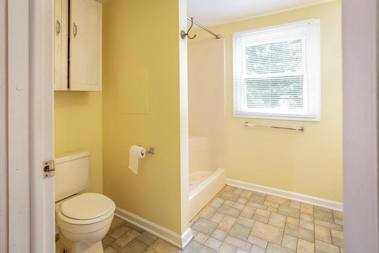 393 W Water St - Photo 7 of 17