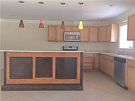 656 Orchard Dr - Photo 2 of 19