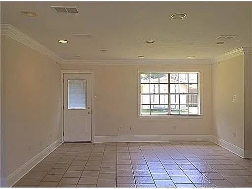 656 Orchard Dr - Photo 7 of 19