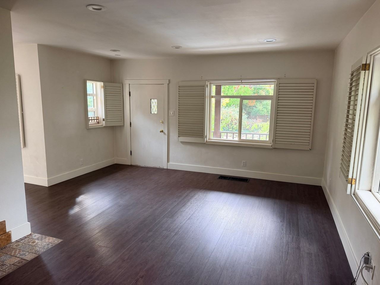 1315 E Kensington Ave - Photo 3 of 18