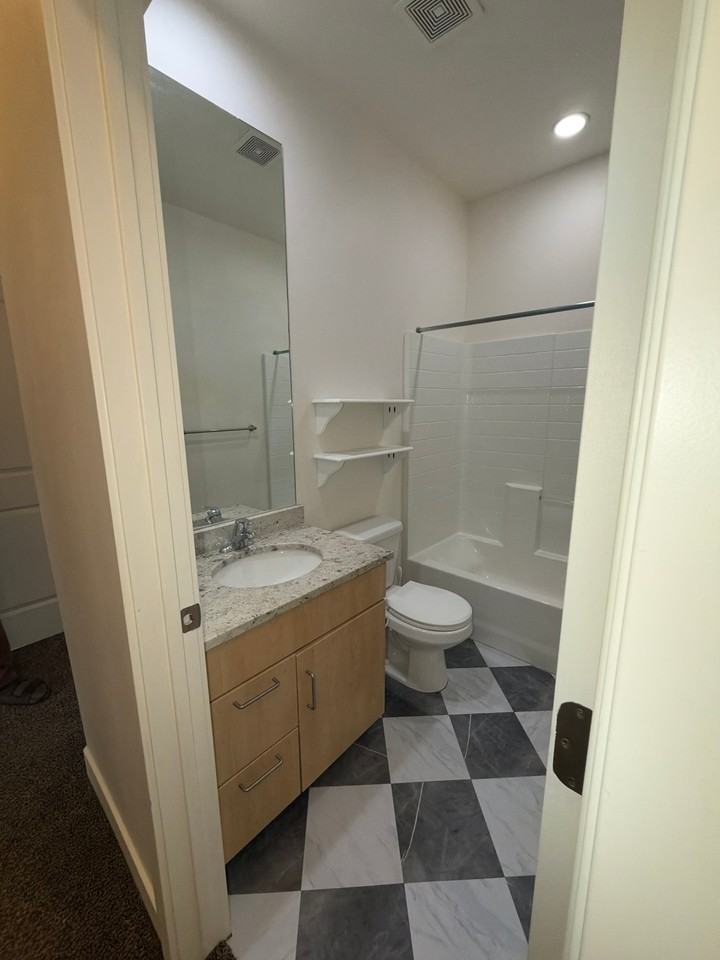 4931 W Daybreak Pkwy - Photo 7 of 15