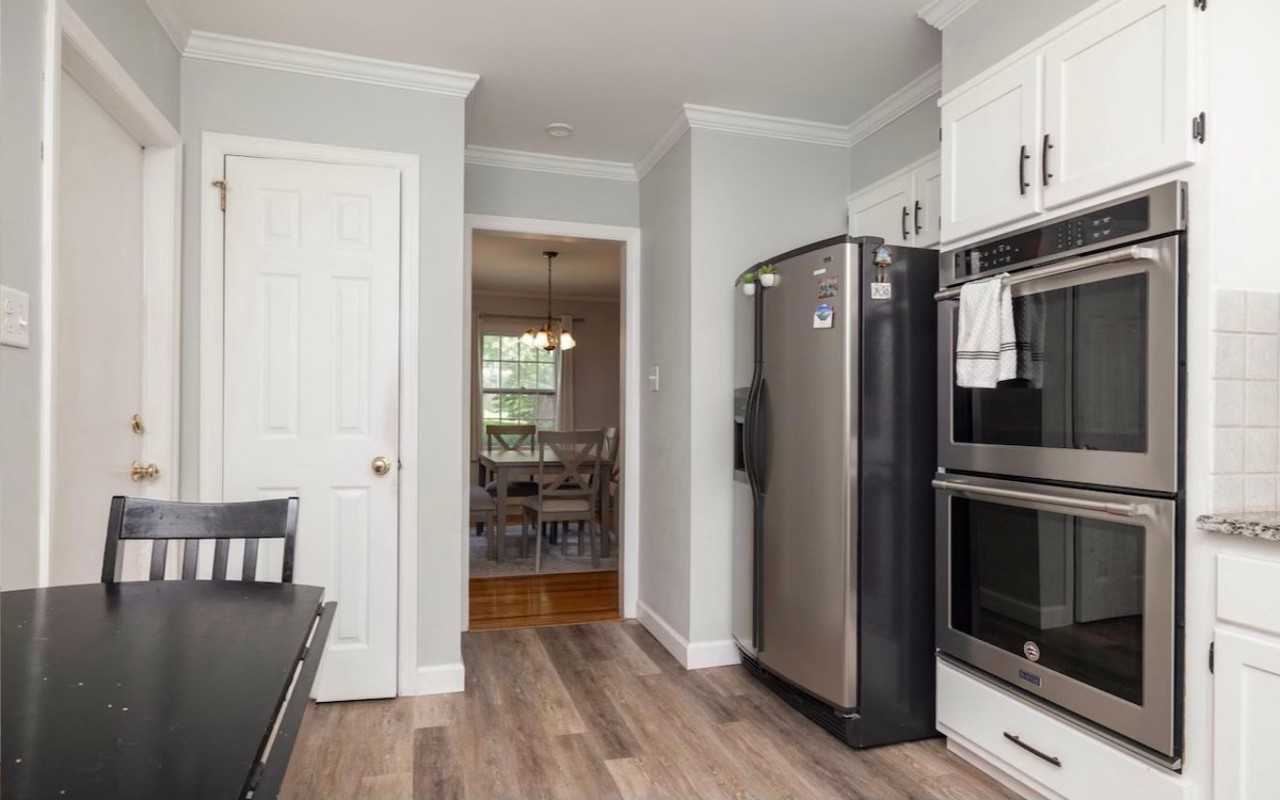 104 Delview Dr - Photo 7 of 20