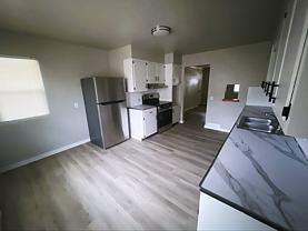 304 Hazel St #A - Photo 1 of 1