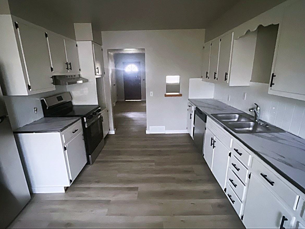 304 Hazel St #A - Photo 2 of 9