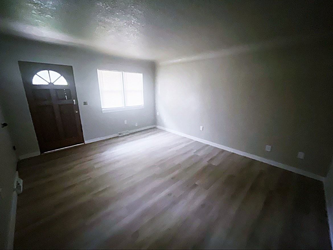 304 Hazel St #A - Photo 3 of 9