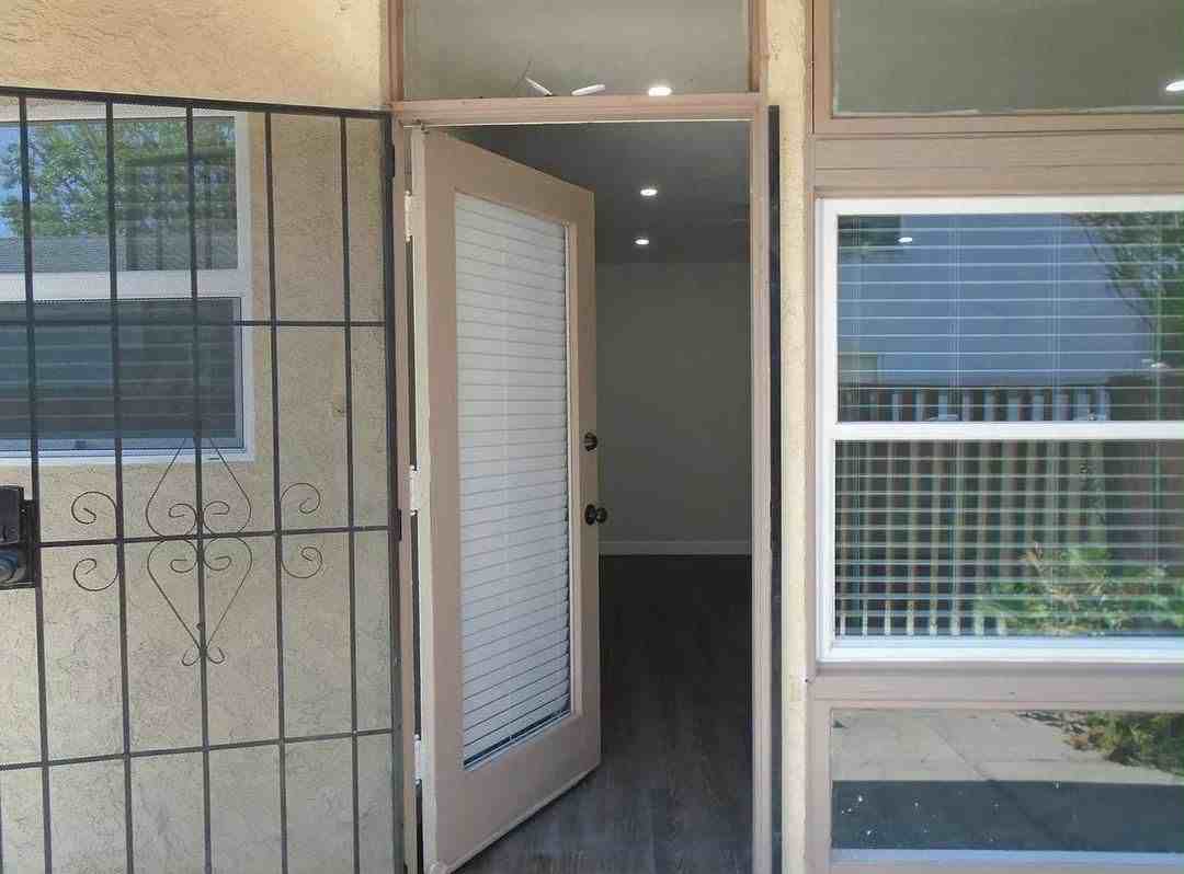 5151 E Carson St #1-2 - Photo 3 of 10